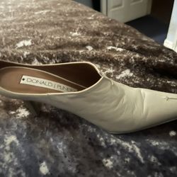 Donald J Pliner Designer Cream Leather Mule Heels Pointed Toe Size