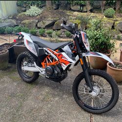 2017 KTM 690 Enduro R 690 Enduro R  loop