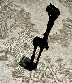 Shure Compact Low-Profile Desktop Mic Stand With Single-Section Boom & Mic Clip