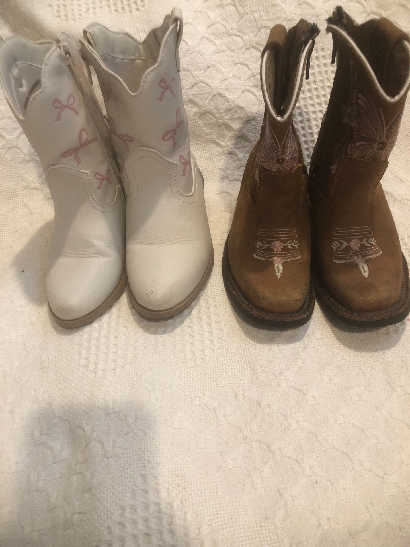 Little girl cow girl boots