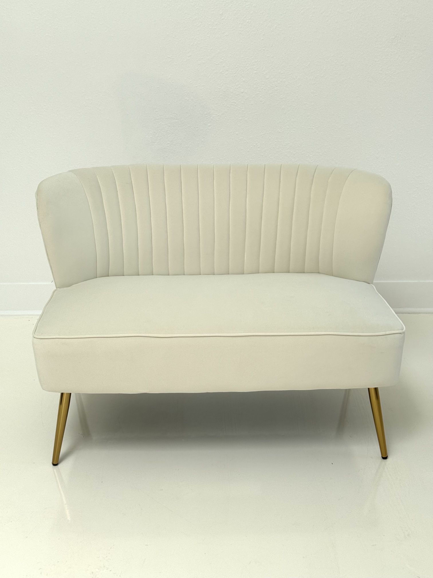 Ivory Velvet 2-Seat Loveseat with Gold Legs – Excellent Condition