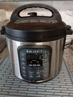 Instant Pot Duo SV 6 Quart Electric Pressure Cooker