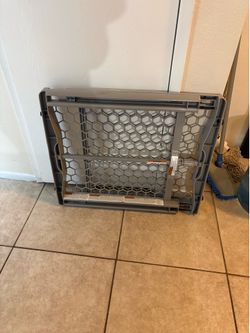 Baby gate