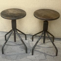 Industrial Style Vintage Set If Bar Stools Adjustable Paid. 600 Each Asking 325 Both. 