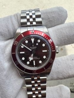 Tudor Black Bay 58 Burgundy 39mm Jubilee M7939A10