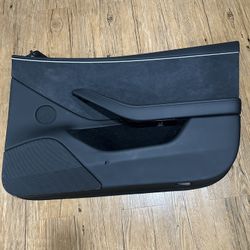Tesla Model 3 2025 Right Door Indoor Panel 