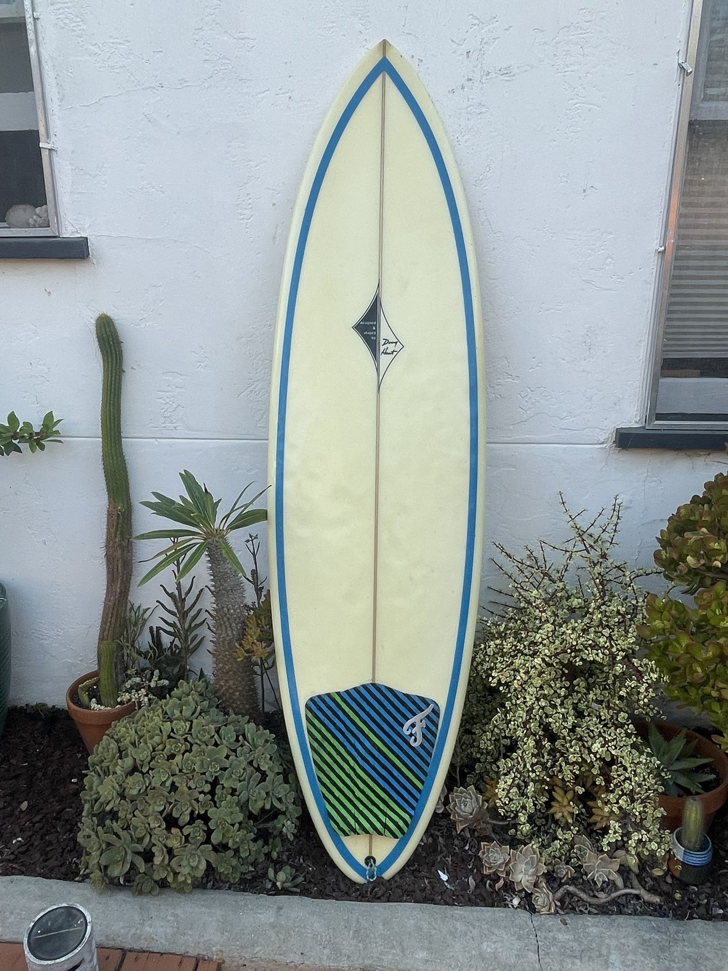 Doug Haut Surfboard Pumpkin Seed 6’2”x20”x2 5/8”