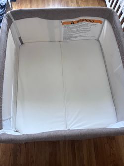 Twin bassinet