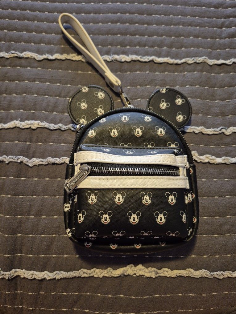 Mickey Loungefly Wristlet