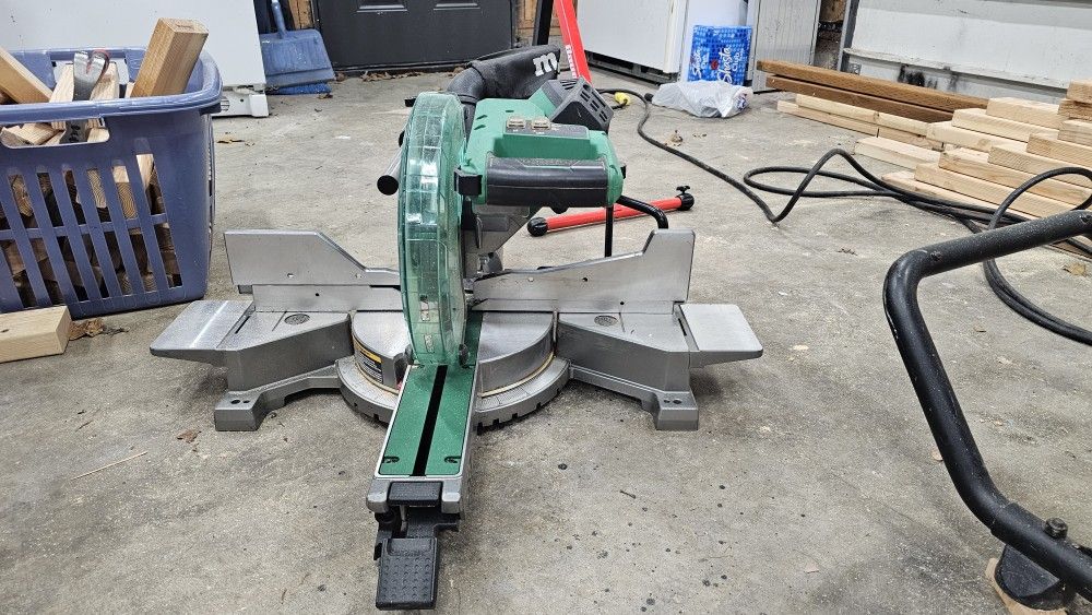 10" Metabo Sliding Dual Bevel Compound Miter Saw