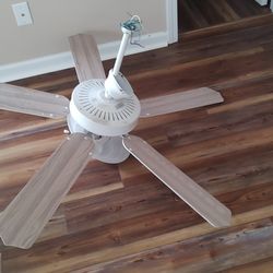 White Ceiling Fan 