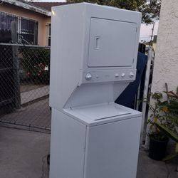 Stackable washer gas dryer