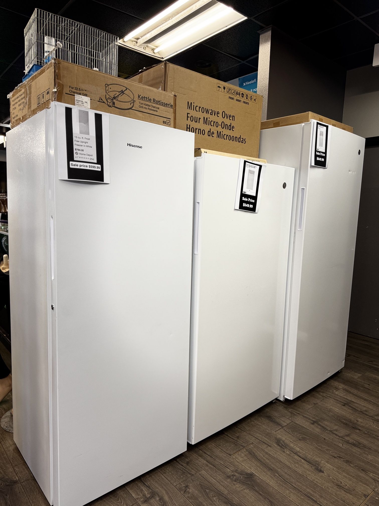 1-2 Door Freezers (Take It Home In Payments/ llévatelo a casa en pagos)
