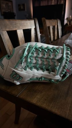 Softball outfielder glove 12.5”