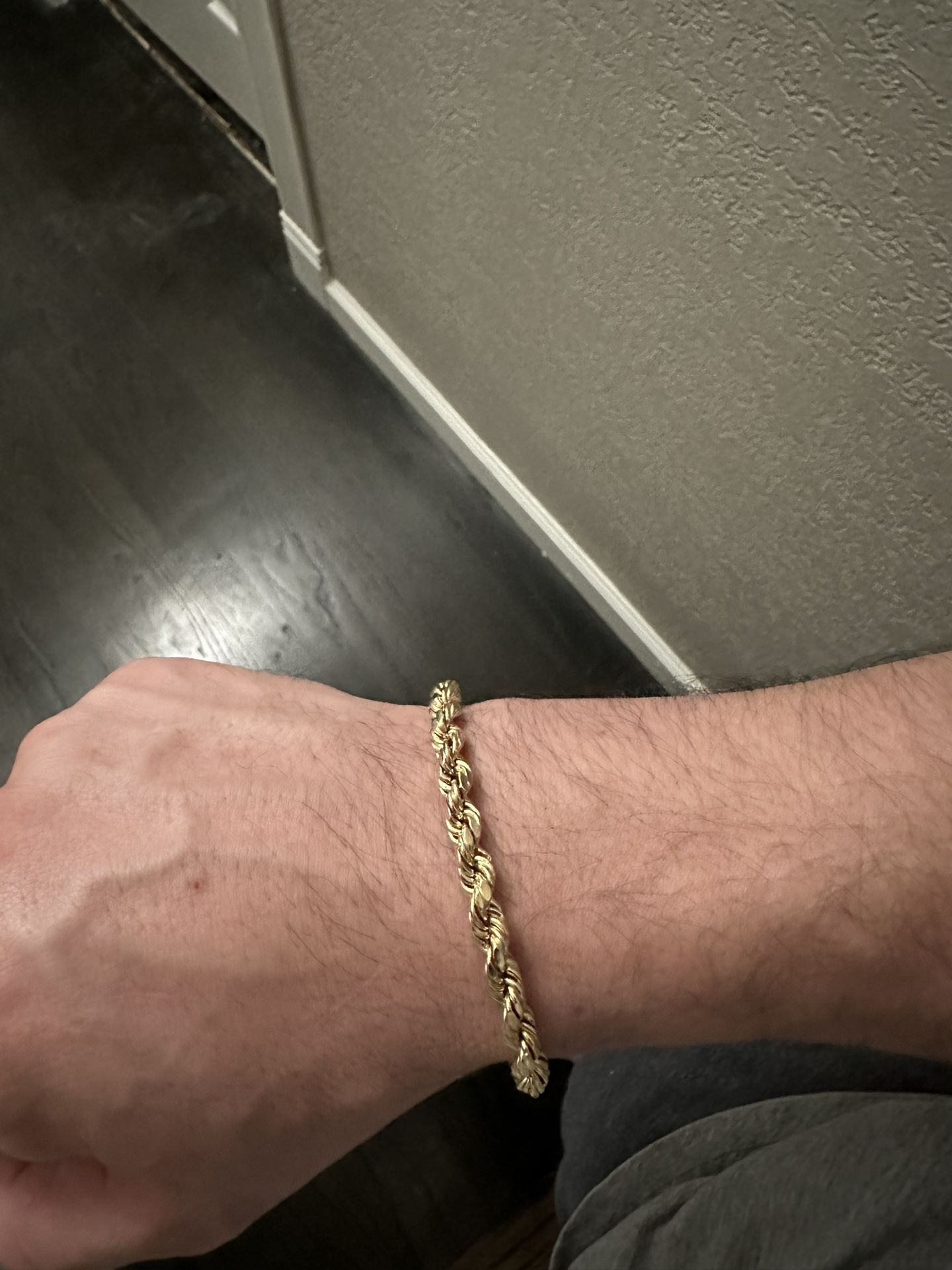 10k Gold Bracelet 