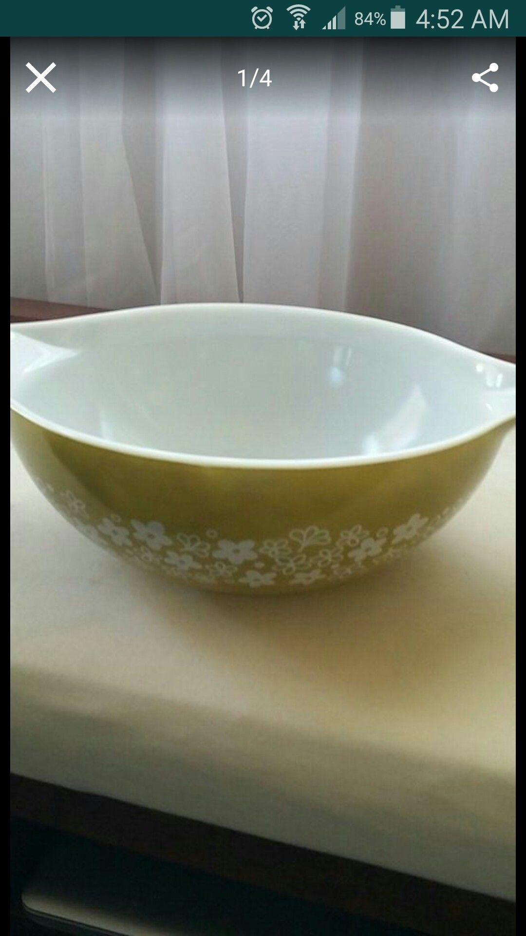 Pyrex vintage mixing bowl. Great condition