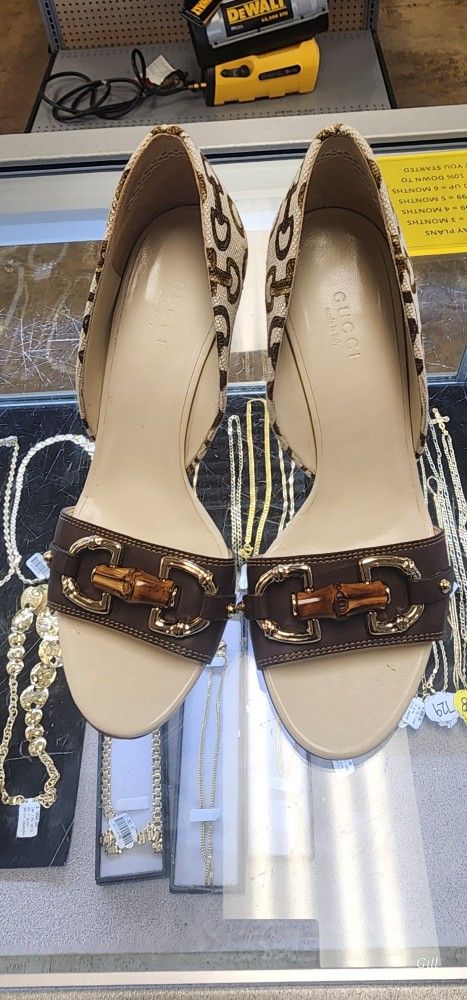 Heels Size 7 No Box
