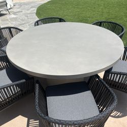 West Elm Outdoor/Indoor Concrete Dining Table, In Great Condition