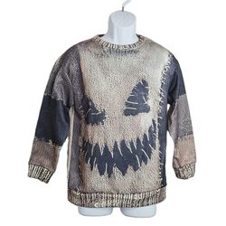 Scarecrow Stitched Face Graphic Crewneck Sweatshirt Grey Tan Medium