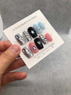 Size L custom made press on nails