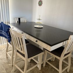 Kitchen Table 