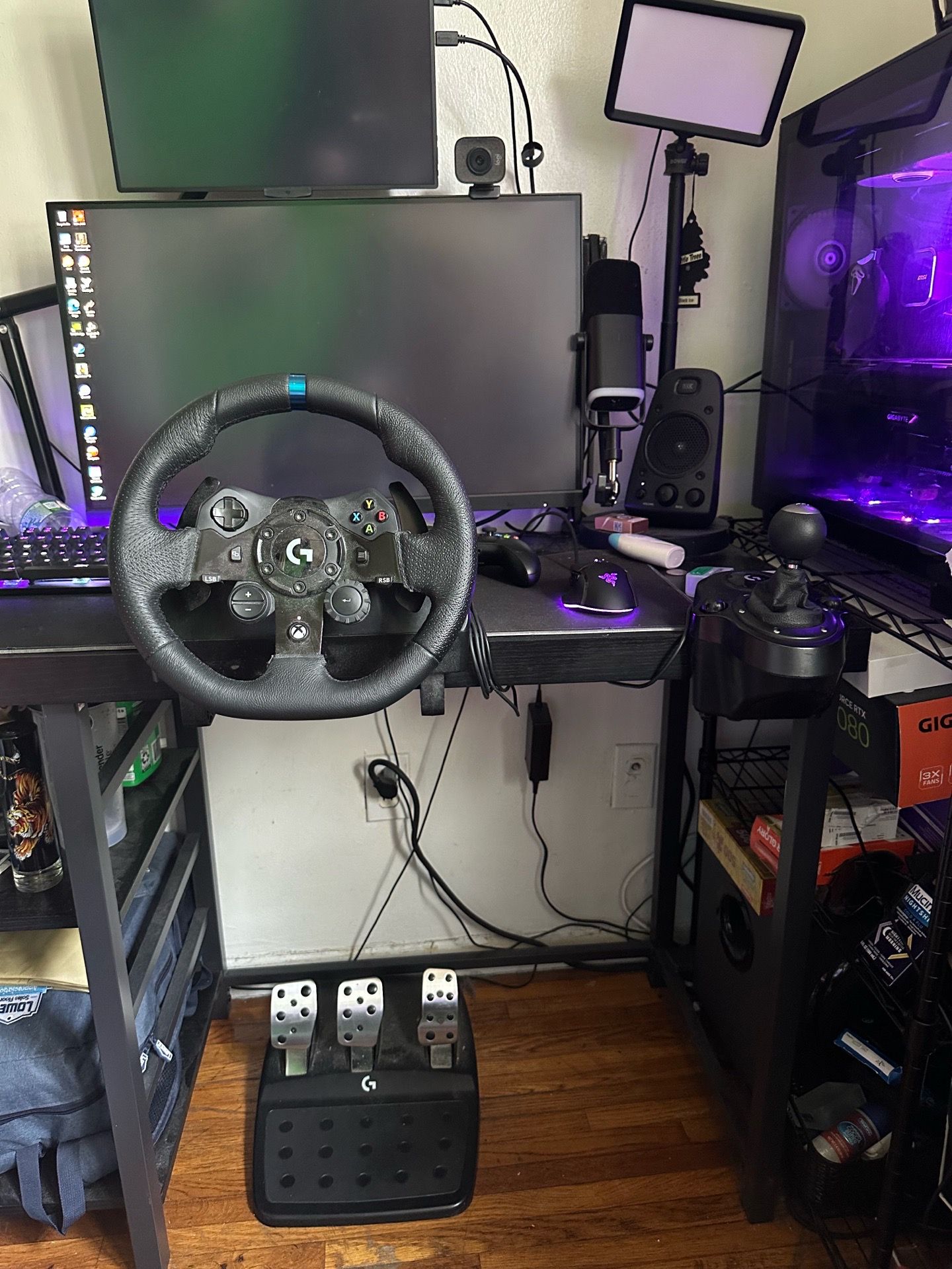 Logitech g923