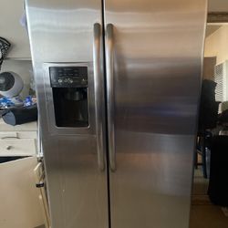 Ge  Refrigerator
