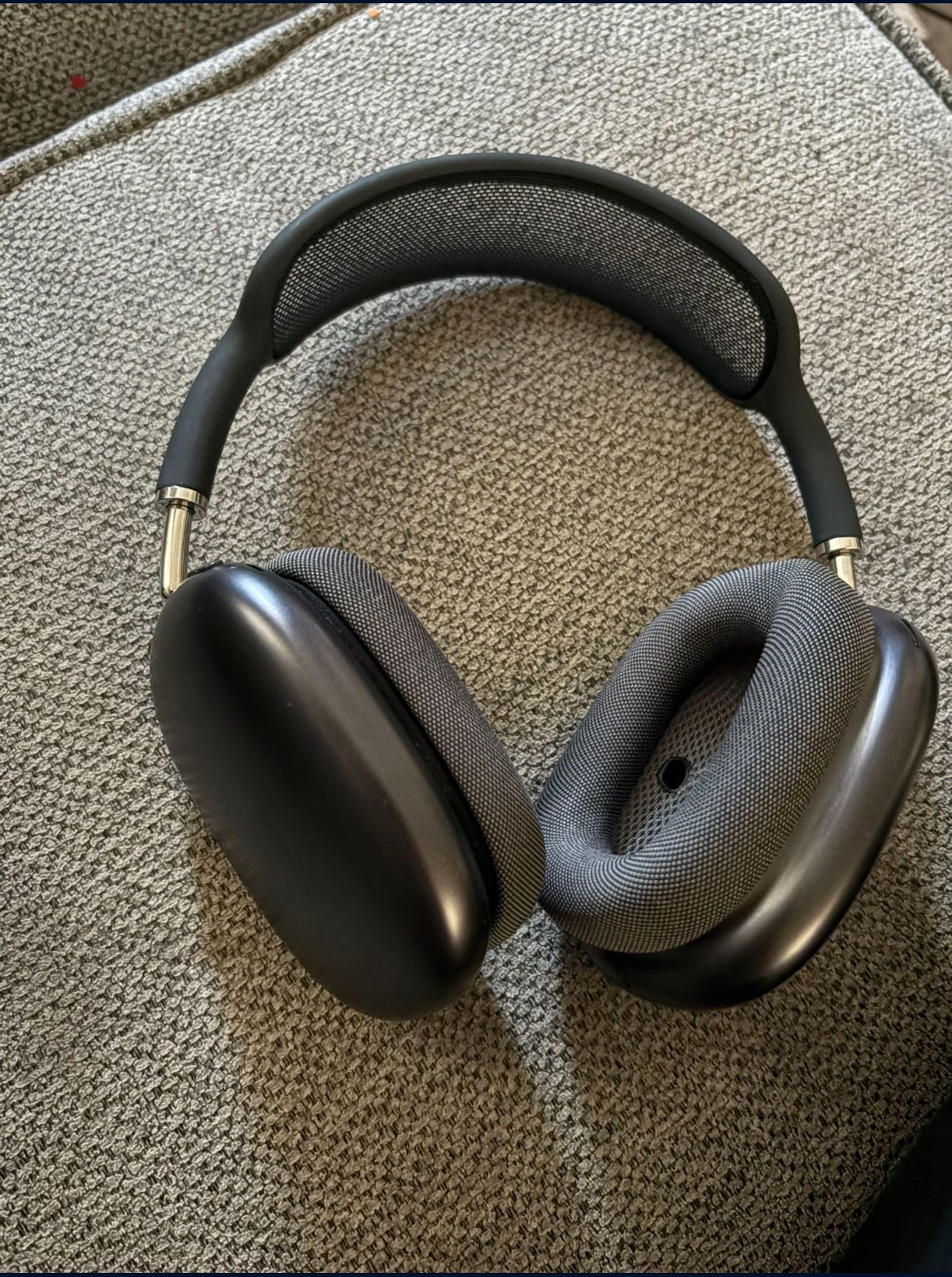 AirPod Pro Maxes