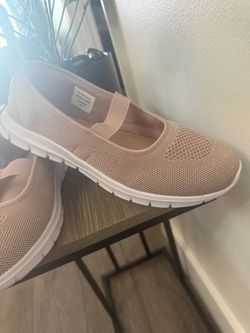 Women Shoes !like new