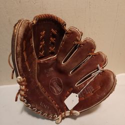 Baseball Glove , 10" .. 
