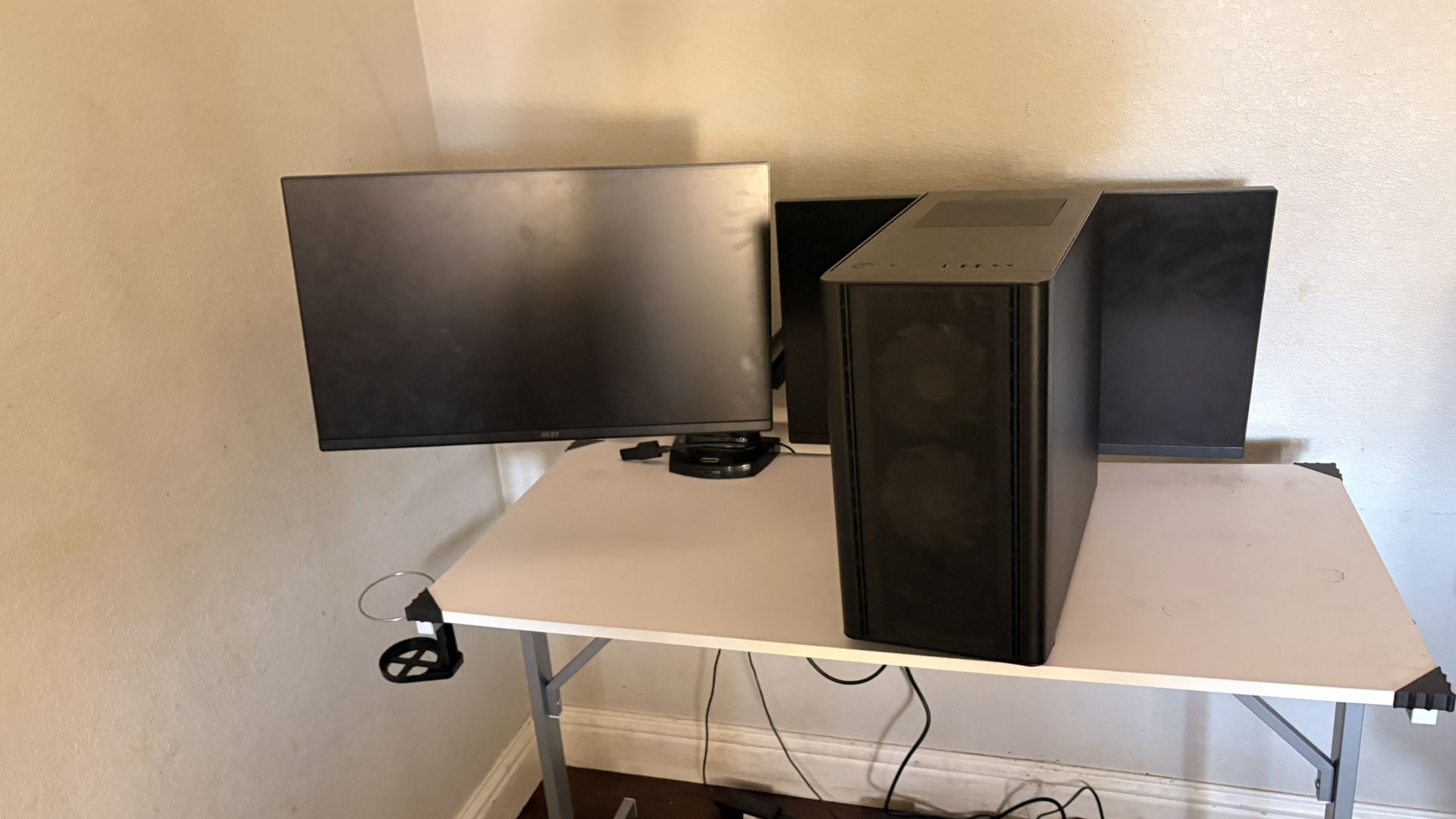 Desk,PC, And Monitor 