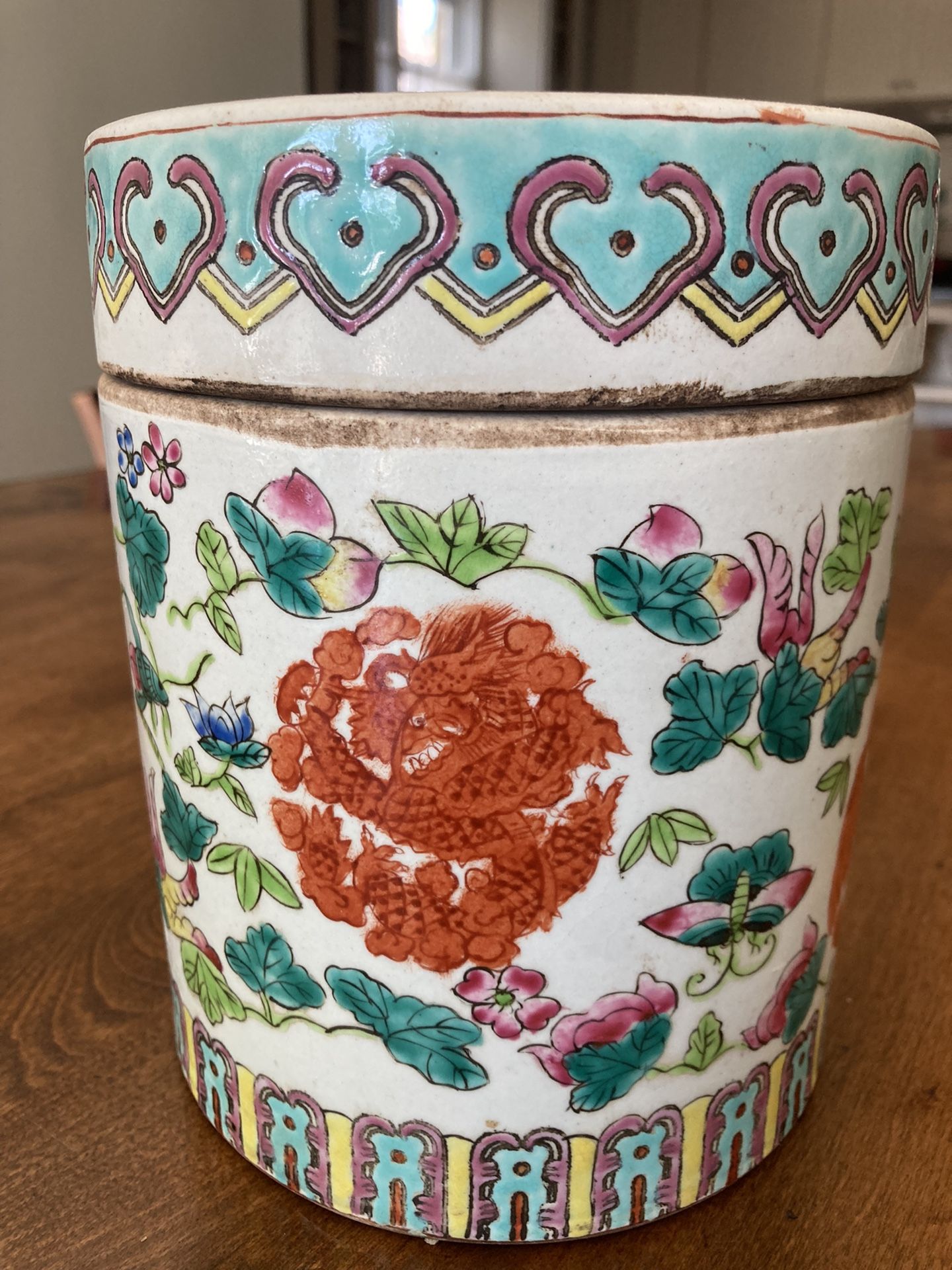 Vintage Chinese Famille Rose Porcelain Jar with Original Cover