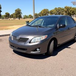 Vendo Toyota Corolla 