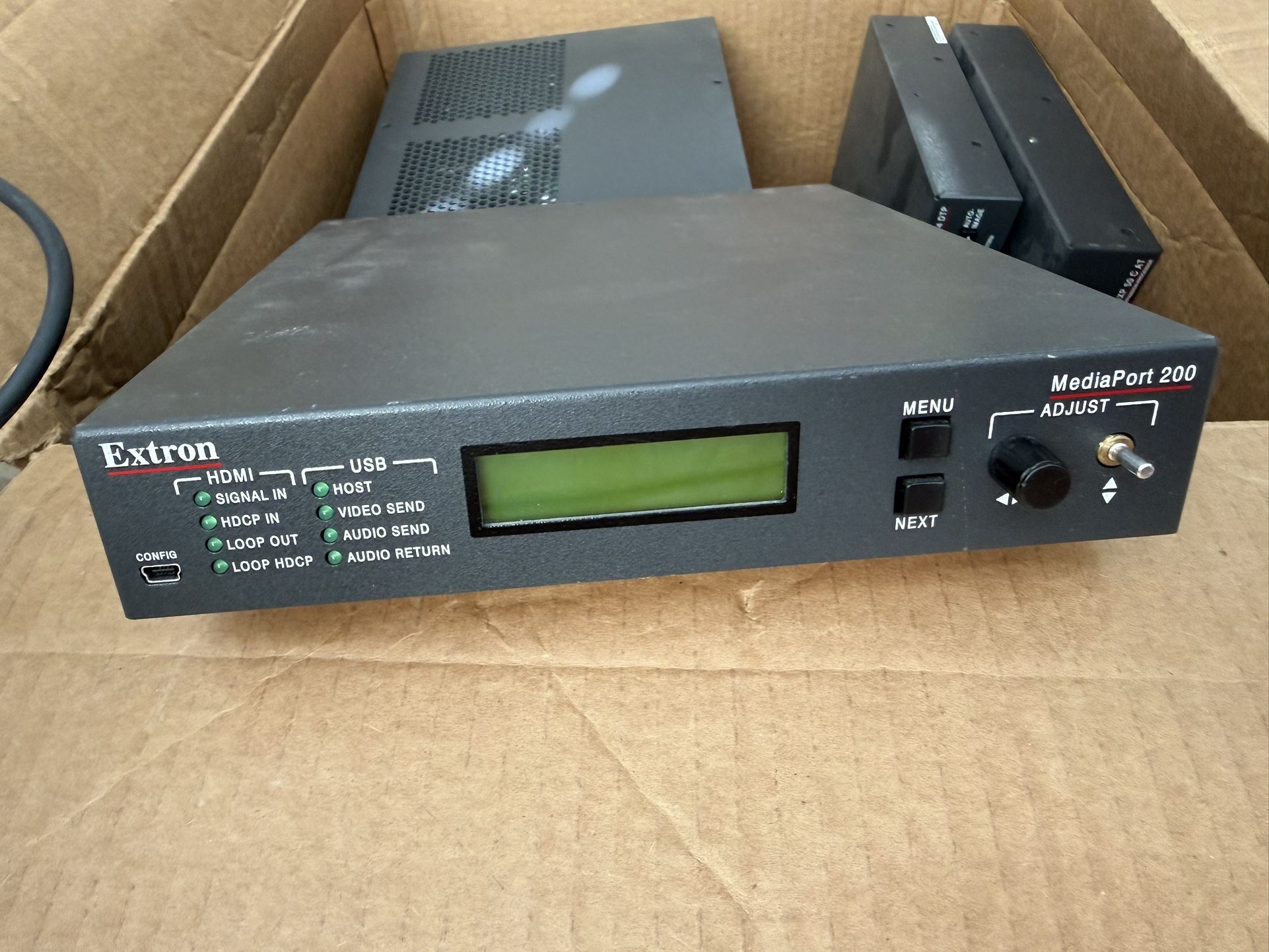 Extron MediaPort 200 HDMI and Audio to USB Scaling Bridge.