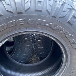 Nitto Ridge Grappler 35x12.50R 17