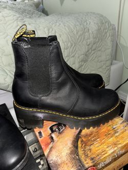 Dr. Marten Boots