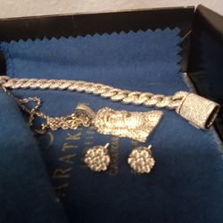 White Gold Rope Chain With Silver  Jesus Charm Pass Diamond Tester You Bring One With You If You Want To 