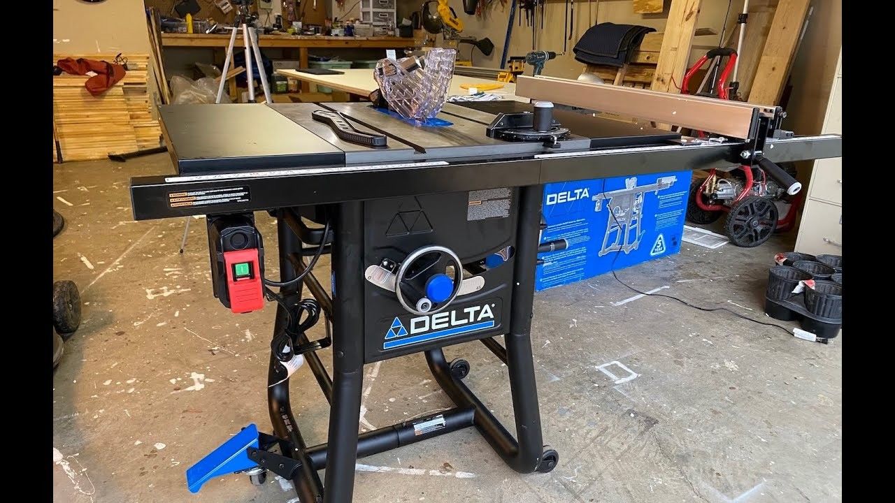 Delta Contractor Table Saw