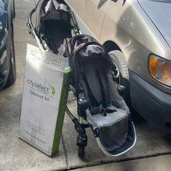 Double Stroller City Select, With Foot Holder For The 3 th Toodler, Bassinet In The Box Open Used Once , Good For Jogging, Very Reliable. Easy To Fold