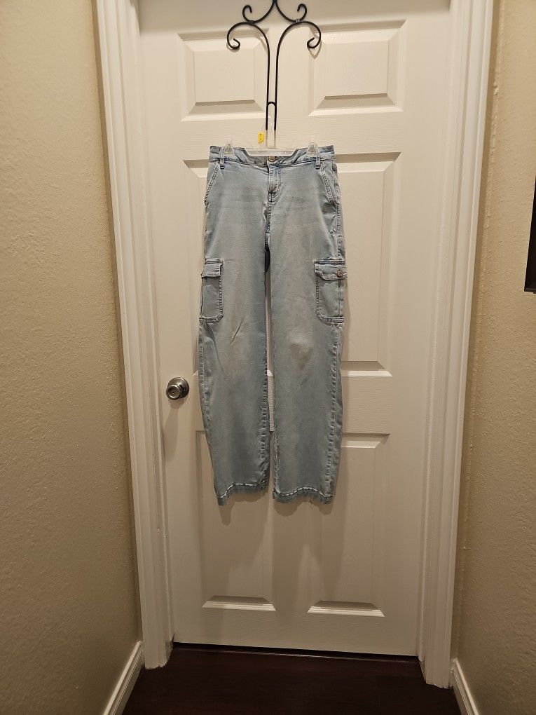 YMI Low Rise Skater Stretch Jeans Size 1/25 $3