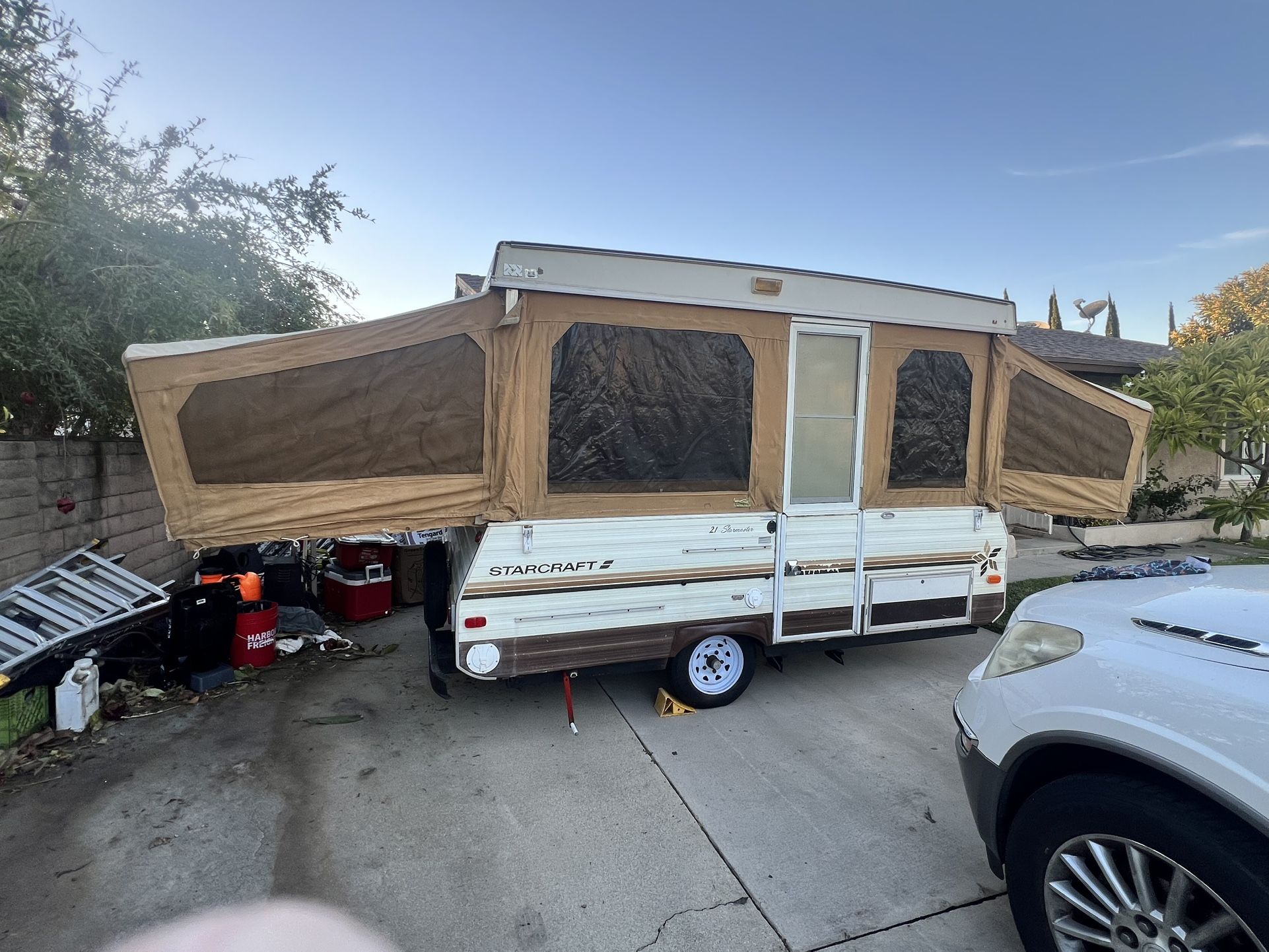 1984 Starcraft Pop-Up Camper