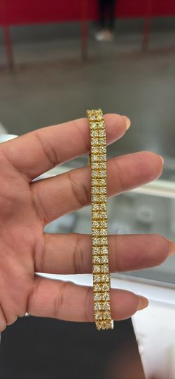 Diamond bracelet 30.7 Grms yellow gold 14kt