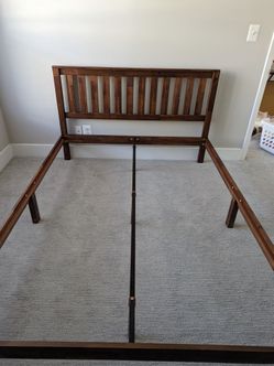 Queen Size Wooden Bed Frame with Headboard