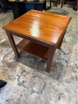 Solid Wood End Table / Side Table