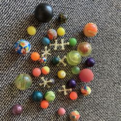 Nice vintage collection lot of rubber balls jacks 1990s toys excellent collection old not marbles 