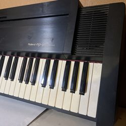 Roland EP-90 Digital Piano w/ Pedal Very Rare Great Condition Make An Offer!!!