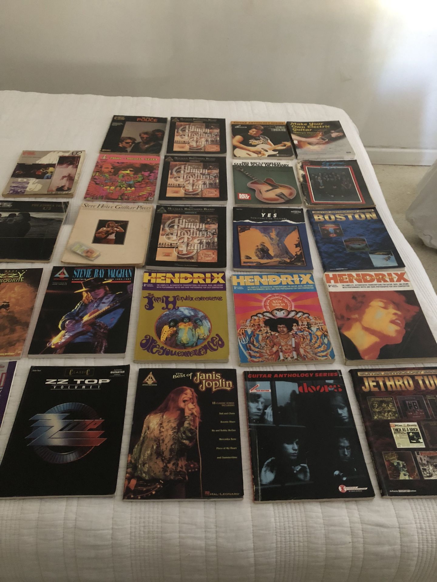 24 Vintage Classic Rock Music Books