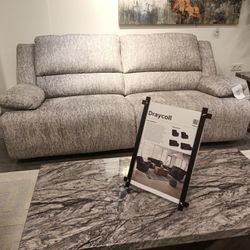 Draycoll Slate Reclining Loveseat With Console
Ashley Furniture$10 Down Payment And Financing Available