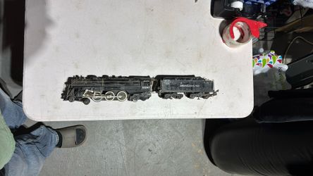 VINTAGE MODEL TRAIN 