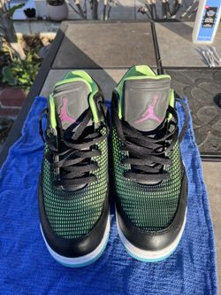 Nike Flights